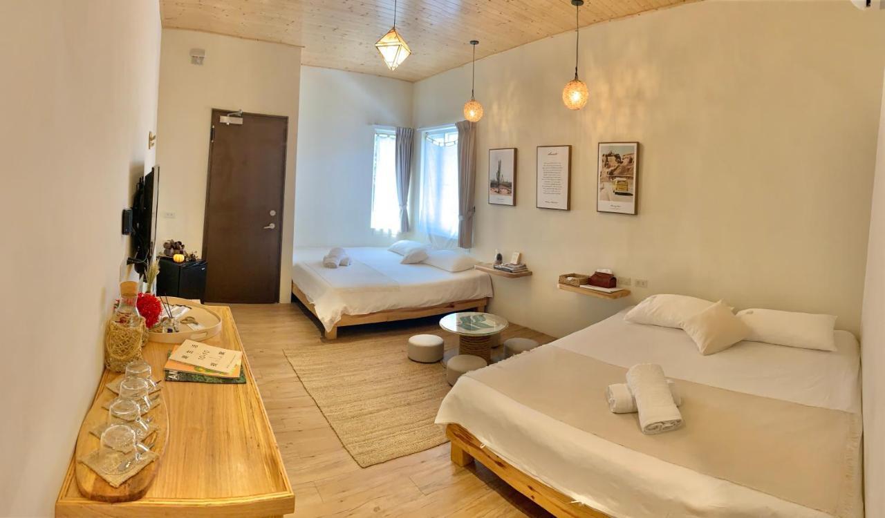 W24墾丁民宿墾丁大街一館bnb Exteriör bild