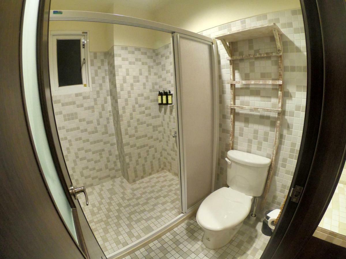 W24墾丁民宿墾丁大街一館bnb Exteriör bild